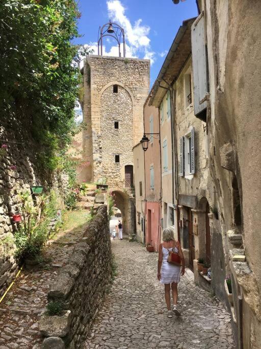 La Vue Est Belle Leilighet Montbrun-les-Bains Eksteriør bilde