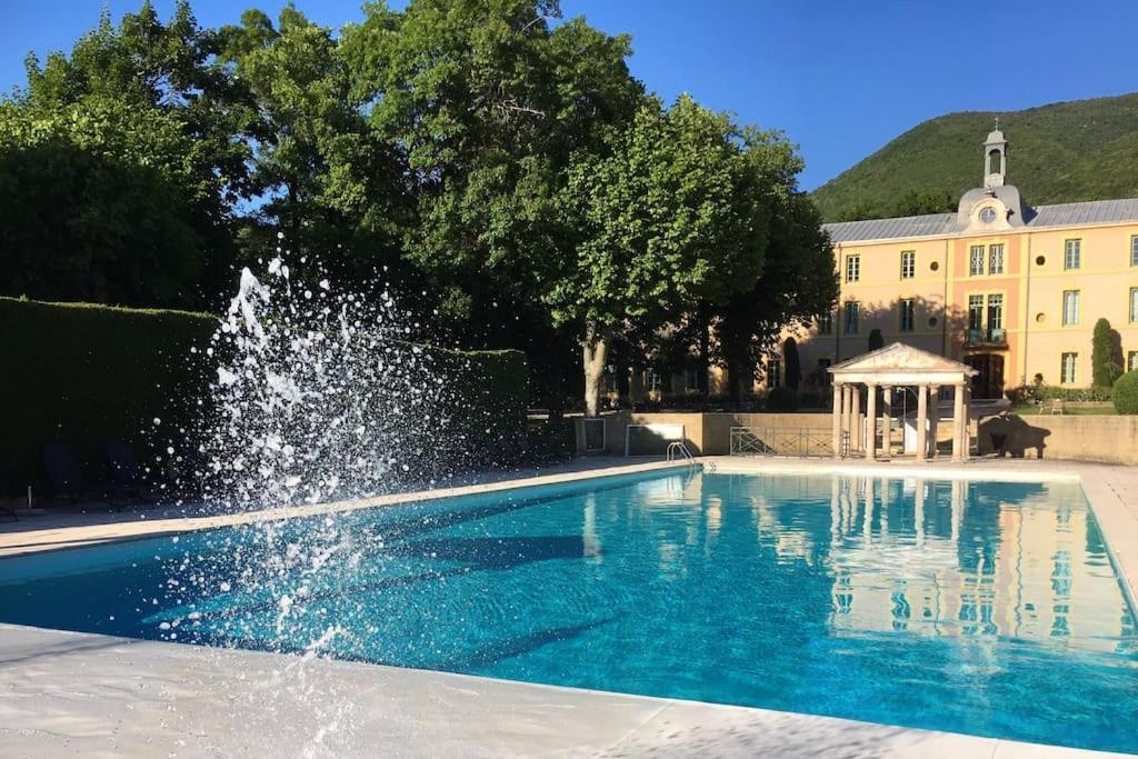 La Vue Est Belle Leilighet Montbrun-les-Bains Eksteriør bilde
